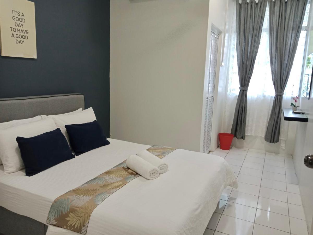 The Serene Homestay, Port Dickson Extérieur photo